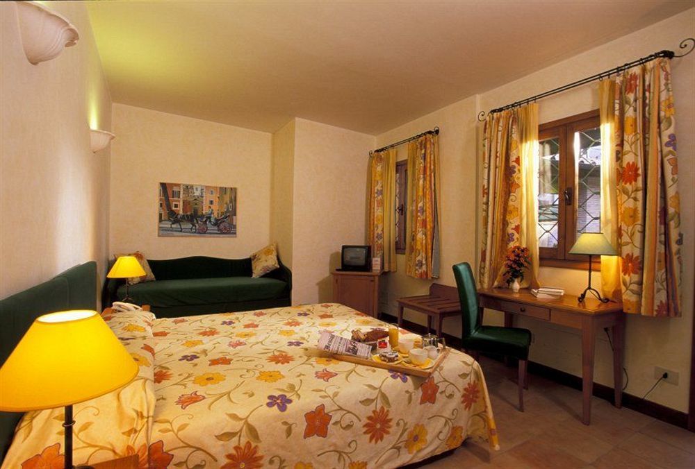 Hotel Santa Maria Rome Buitenkant foto